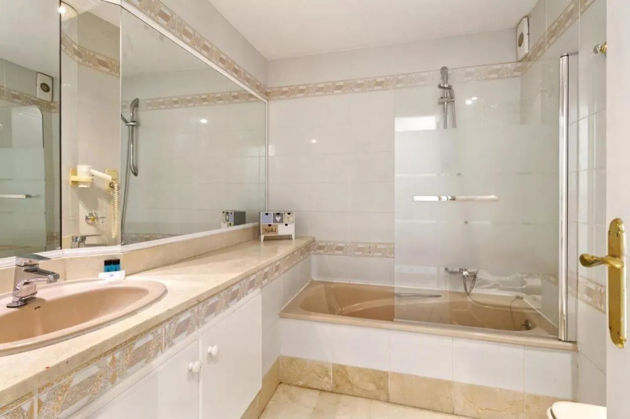 פואנגירולה Heritage Resorts At Matchroom
